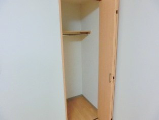 収納　同タイプの内観です。