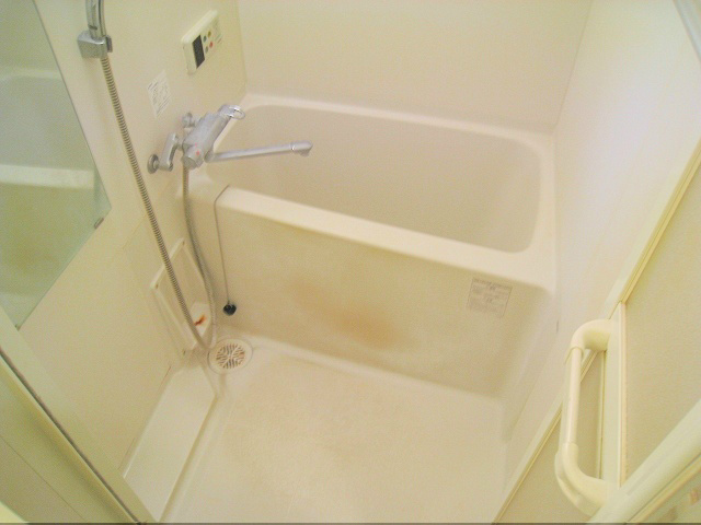 バス・シャワールーム　※写真と異なる場合現状優先。