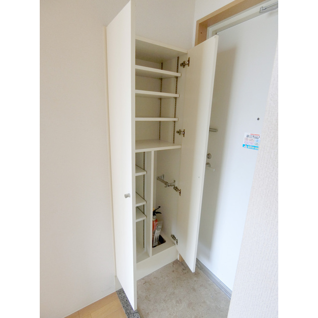 玄関　※別号室イメージ画像