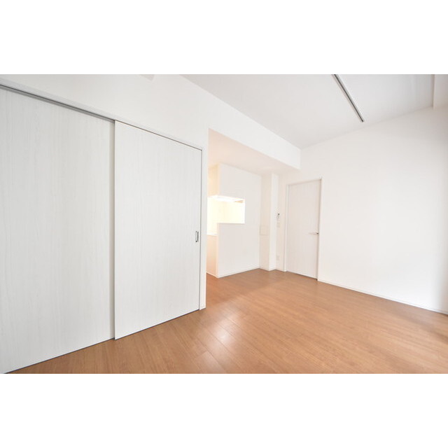 居室・リビング　内装は落ち着いています