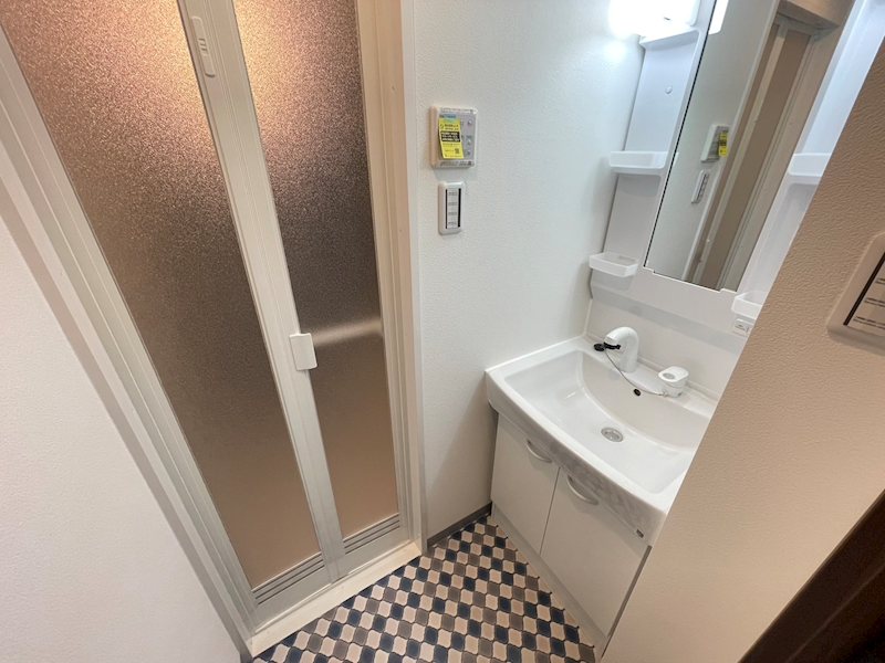 洗面設備　当物件202号室お写真です。