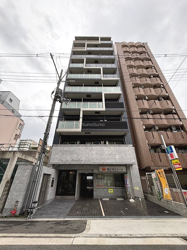 建物外観　落ち着いた雰囲気の外観です