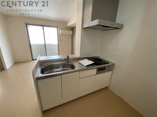 キッチン　システムキッチン付きで便利！