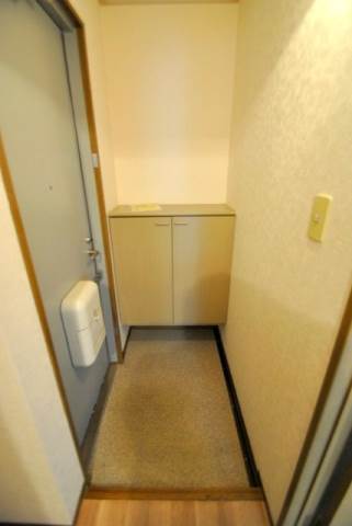 玄関　お問合せはシティホーム海田センター　082-821-2227