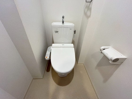 トイレ　※別部屋の写真です