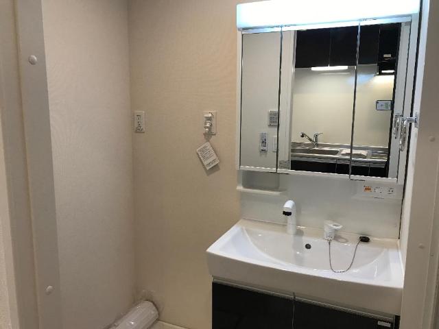 洗面設備　洗髪洗面化粧台