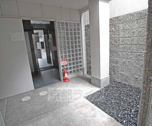 エントランス　エントランス部分です。