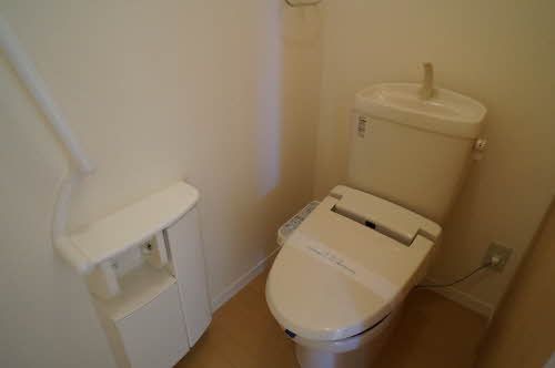 トイレ　シャワートイレ