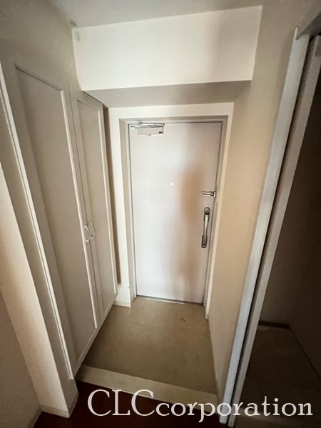 玄関　※参考写真