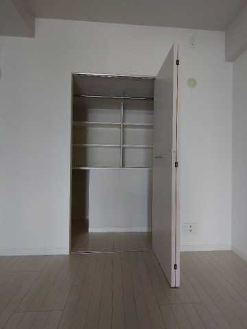 収納　別部屋の参考写真となります