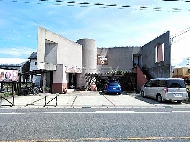 飲食店　カフェレストコーヒーチェリー（飲食店）まで67m