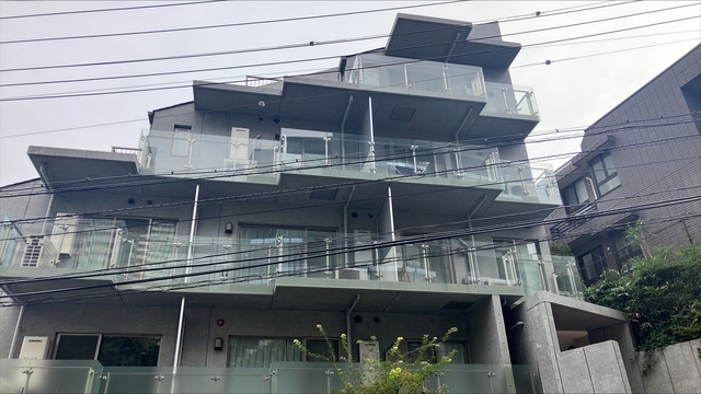 建物外観　２０２５年１０月撮影