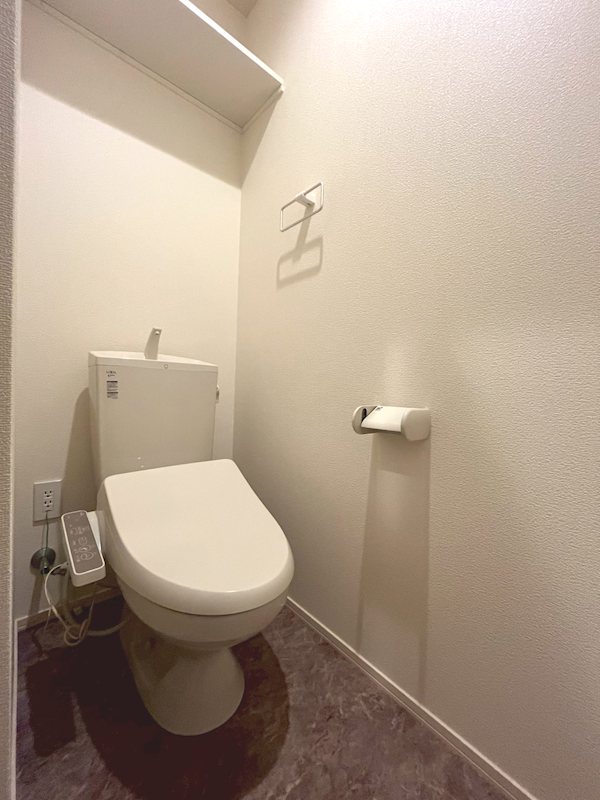 トイレ　別号室参照画像です。