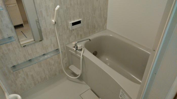 バス・シャワールーム　日々の疲れを癒すお風呂付です ※同タイプイメージ画像