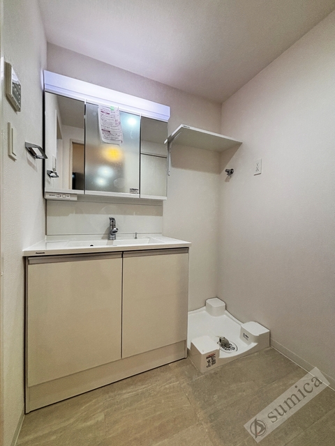 洗面設備　朝の身支度が楽々！！広い洗面＾＾