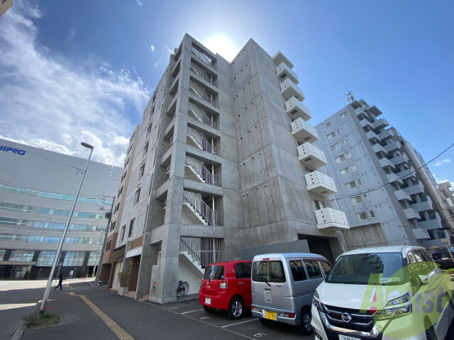 建物外観　札幌市中央区南１条西「ベイスランスウォーター」