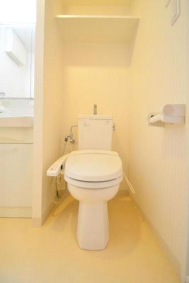 トイレ　ウォシュレット