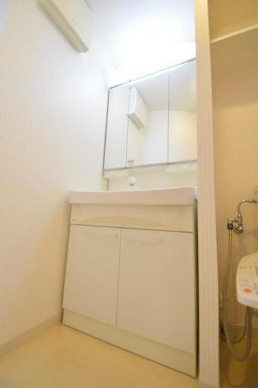 洗面設備　シャンプードレッサー