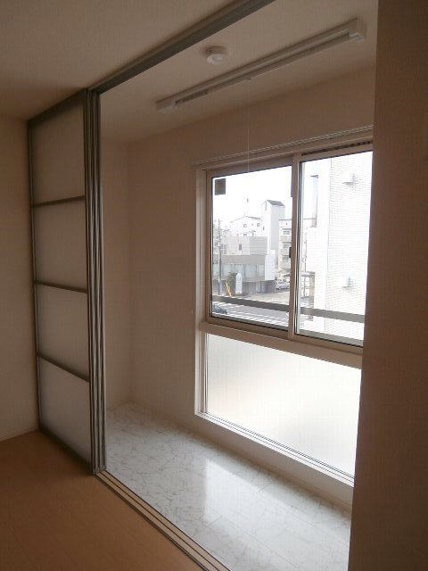 バルコニー　サンルーム