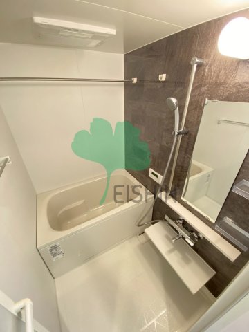 バス・シャワールーム　清潔感のある浴室です！