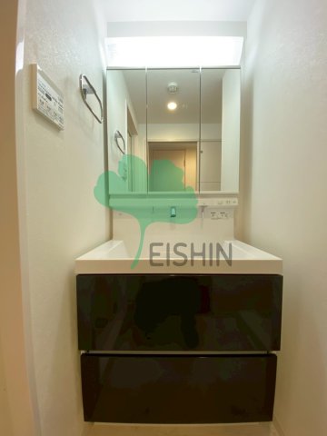 洗面設備　シンプルで使いやすい洗面台です！