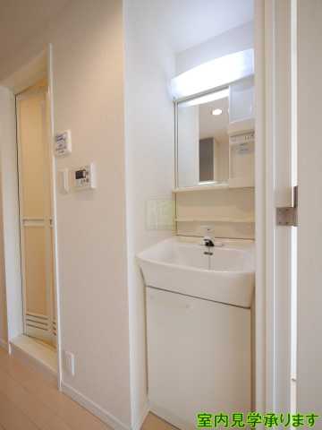 洗面設備　KDXレジデンス早稲田鶴巻