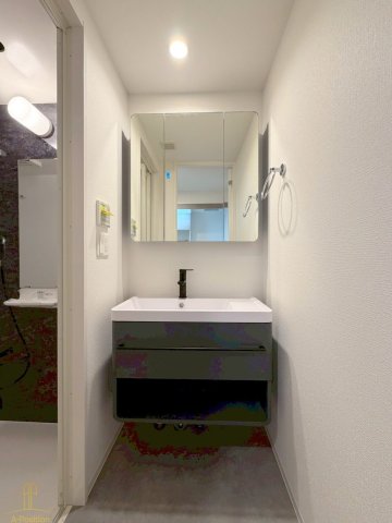 洗面設備　セレニテ東梅田アリエ