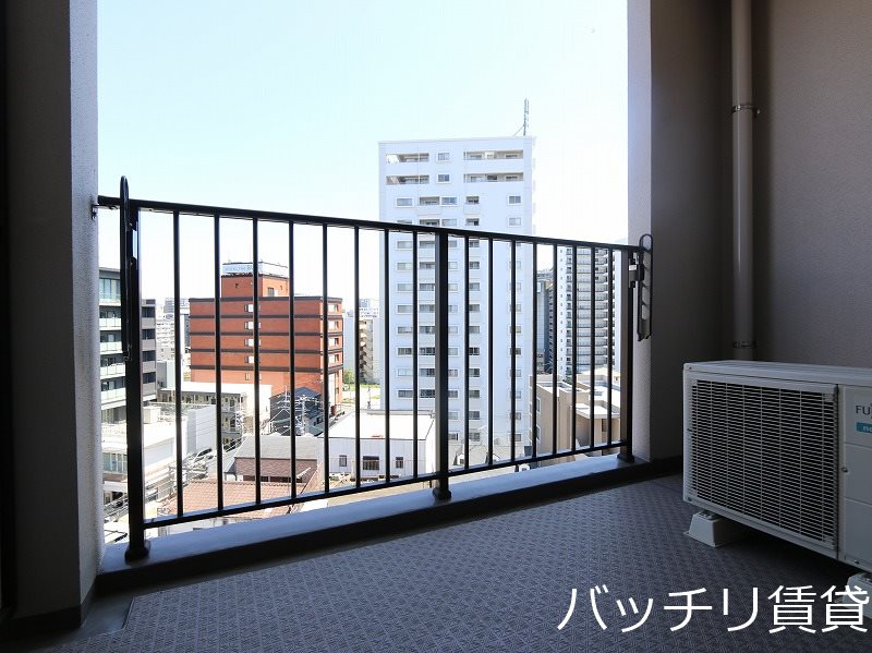 バルコニー　別号室タイプの為、現状を優先いたします