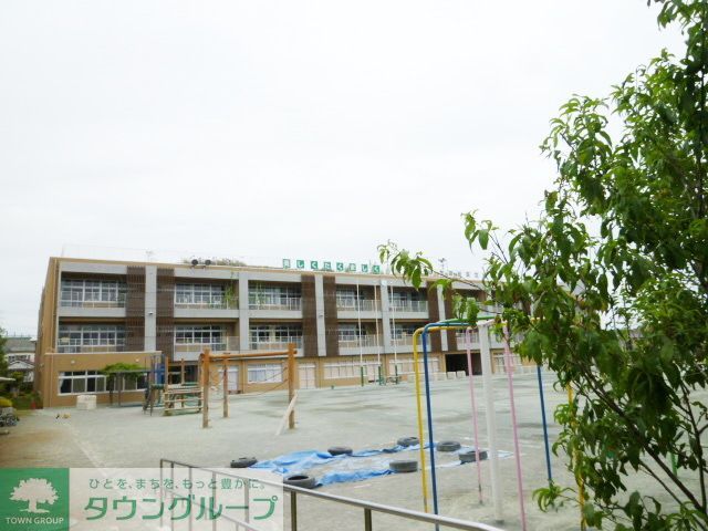 小学校　世田谷区立給田小学校（小学校）まで950m