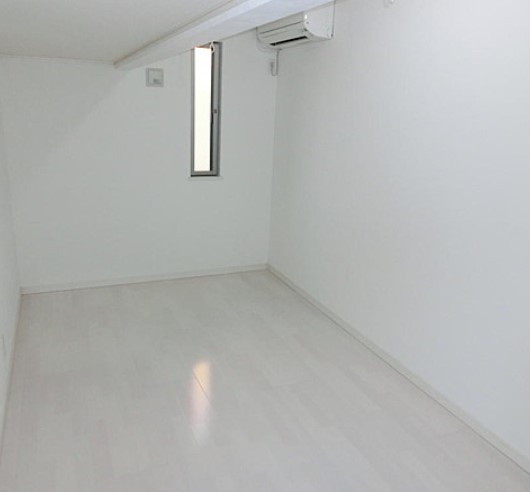 居室・リビング　☆明るい居室☆