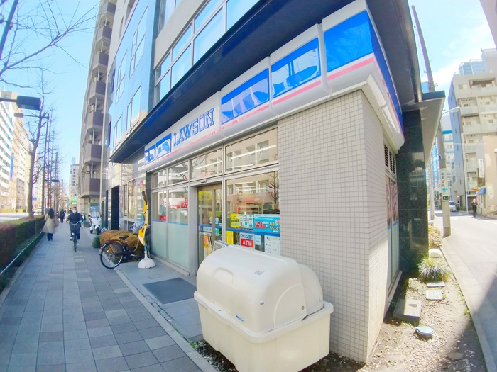 コンビニ　ローソン（コンビニ）まで450m