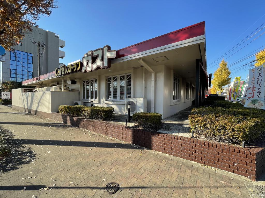 飲食店　ガスト筑紫通弓田店（から好し取扱店）（飲食店）まで342m