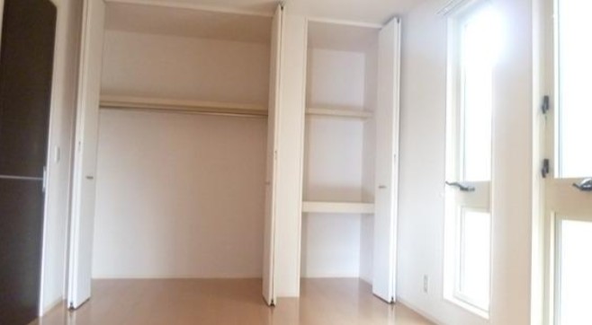 収納　※反転タイプのお写真です