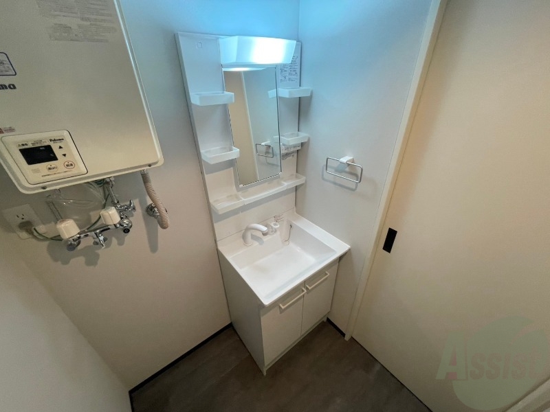 洗面設備　シャンプードレッサーで身支度もラクラクです！