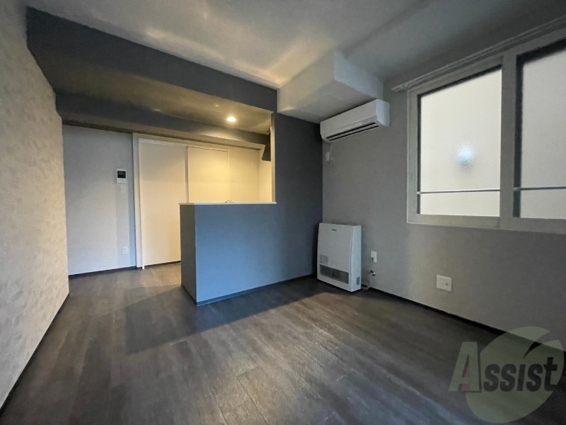 居室・リビング　広々としたリビングですね。使い勝手がよさそうですね！