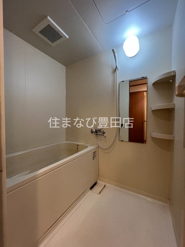 バス・シャワールーム　同型タイプ