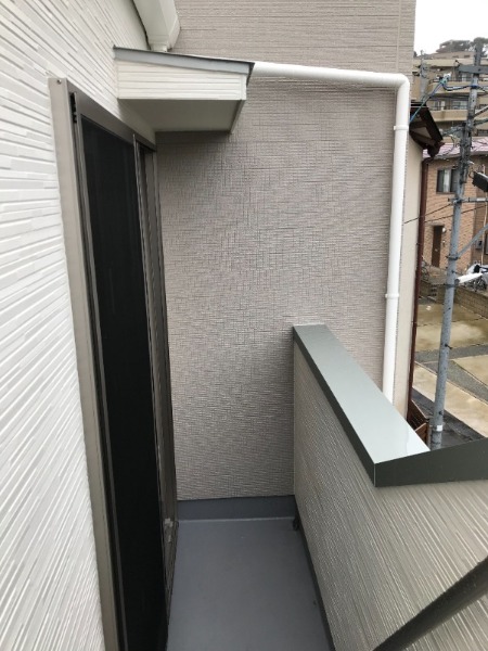 バルコニー　洗濯物はこちらへどうぞ。