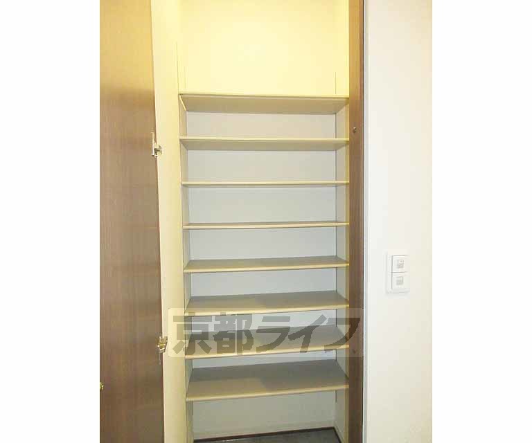 収納　シューズボックス！