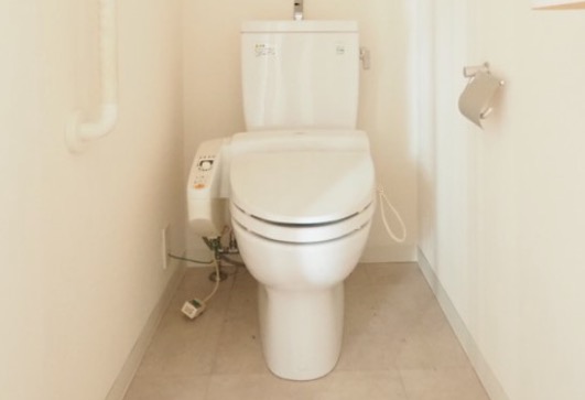 トイレ　別部屋参考写真