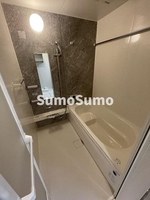 バス・シャワールーム　ゆったり過ごせるお風呂です