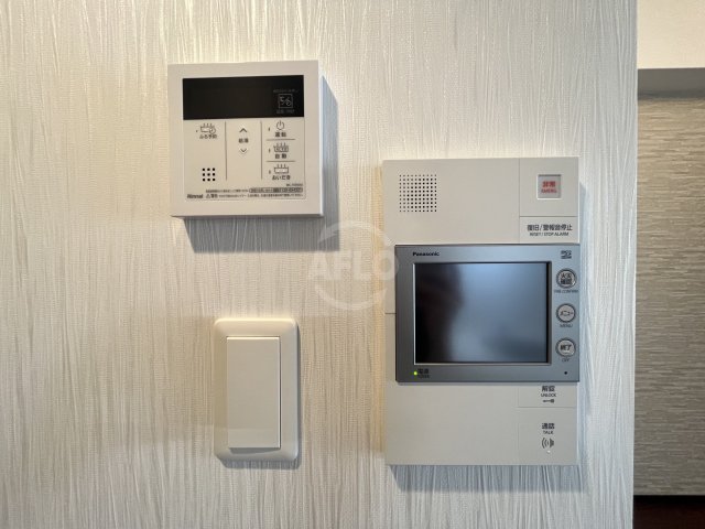 セキュリティ　プレジオ難波　モニター付きインターホン