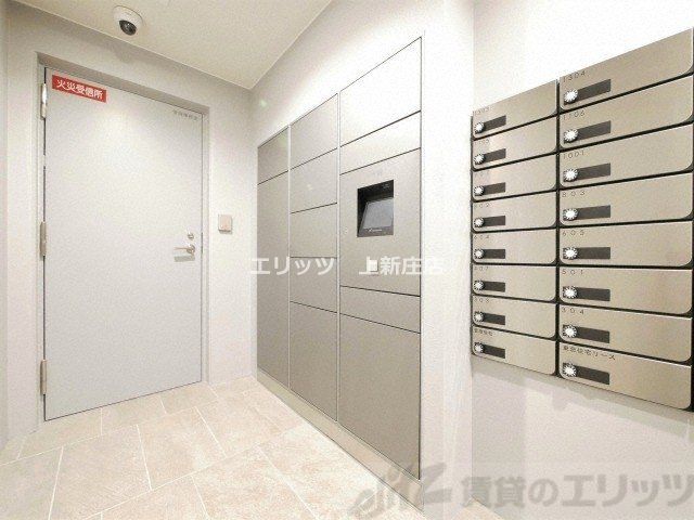 エントランス　宅配ボックス