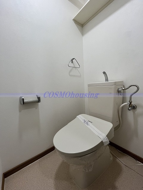 トイレ　※写真は同物件の別号室です。現況優先。