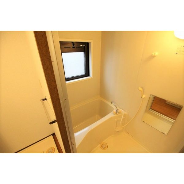 バス・シャワールーム　※別号室の参考写真、現況優先※