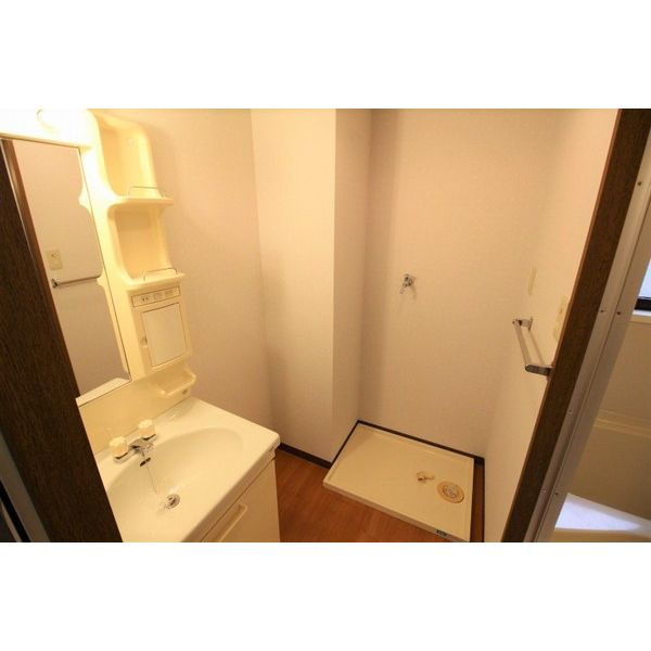 洗面設備　※別号室の参考写真、現況優先※