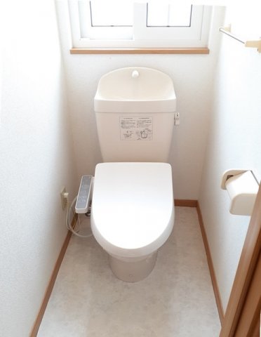 トイレ　コンパクトで使いやすいトイレです