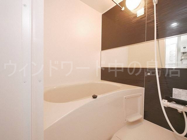 バス・シャワールーム　詳細は、ウィンドワード中の島店までご相談下さい。