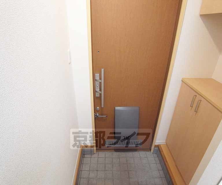 玄関　シューズボックス付きの玄関です