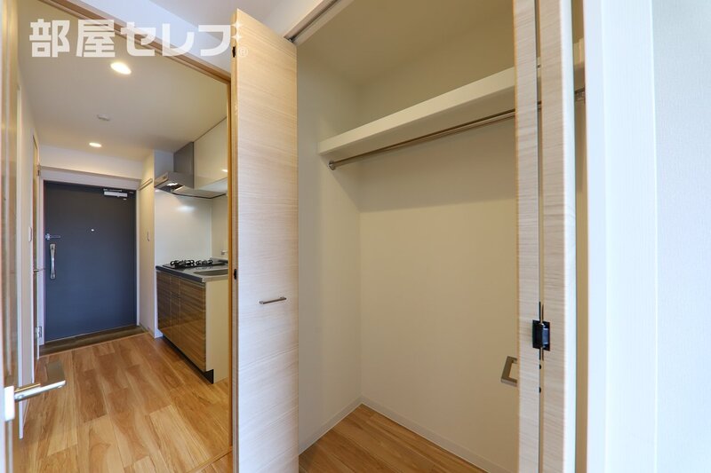 収納　１４０３号室写真