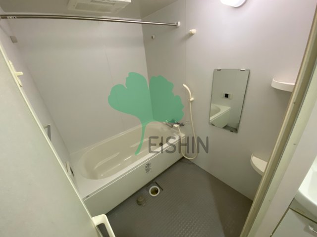 バス・シャワールーム　清潔感のある浴室です！